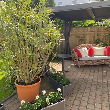 Pension Villa Ostseetraum ロストック エクステリア 写真